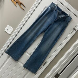 NWOT:  7 For All Mankind Light Blue Denim